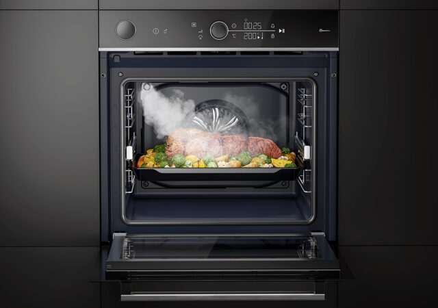 Beko-2021-Cooking-SteamAid-Oven-Product-Beauty-Shot-3(ENT_ID=25